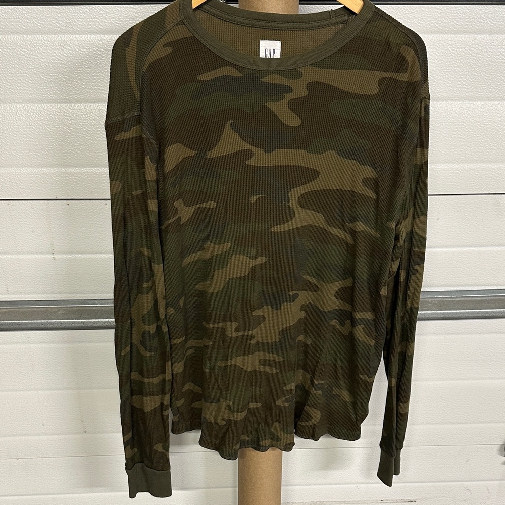 GAP Olive Camouflage Long Sleeve Tee